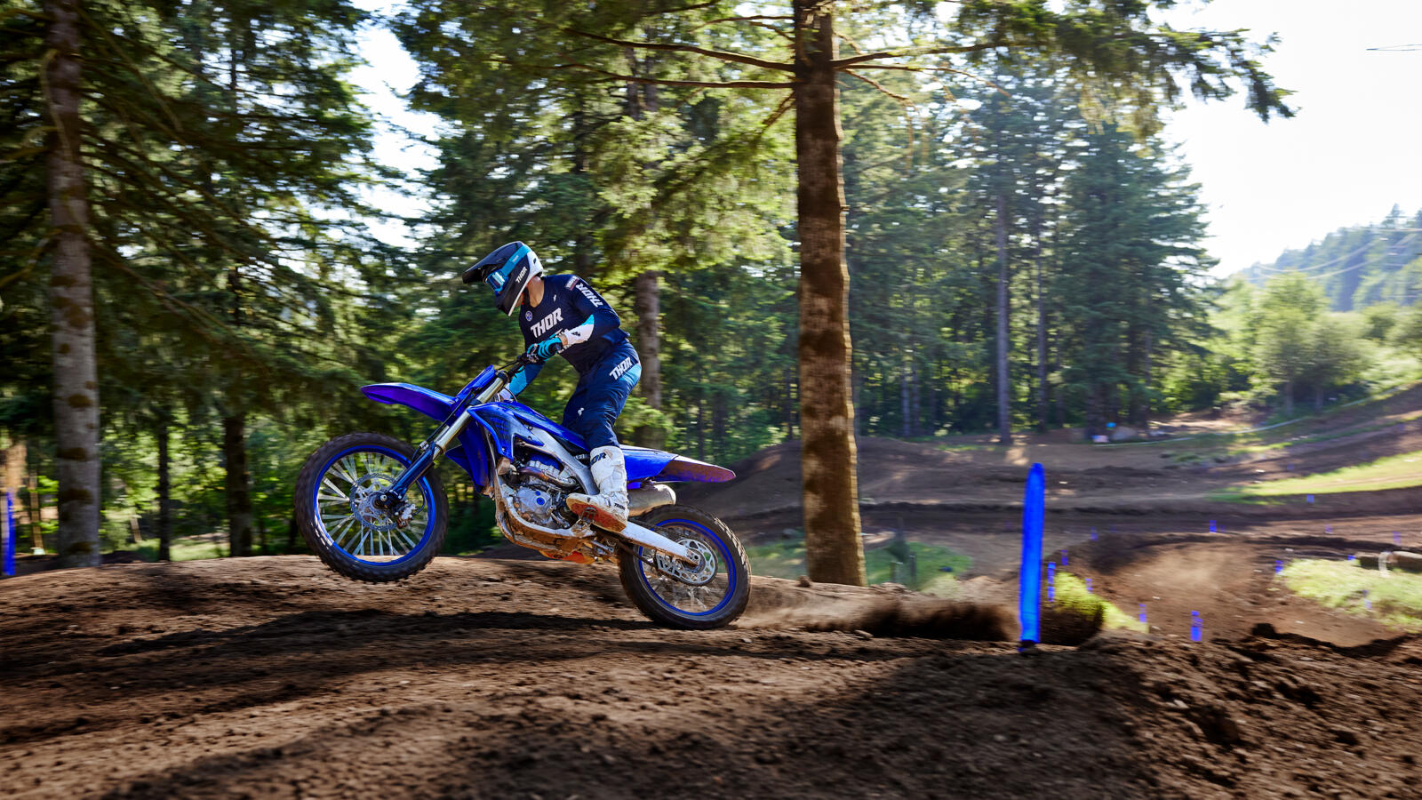 Dołącz do strefYZwycięzców – motocykle serii YZ teraz w nowych, niższych cenach!